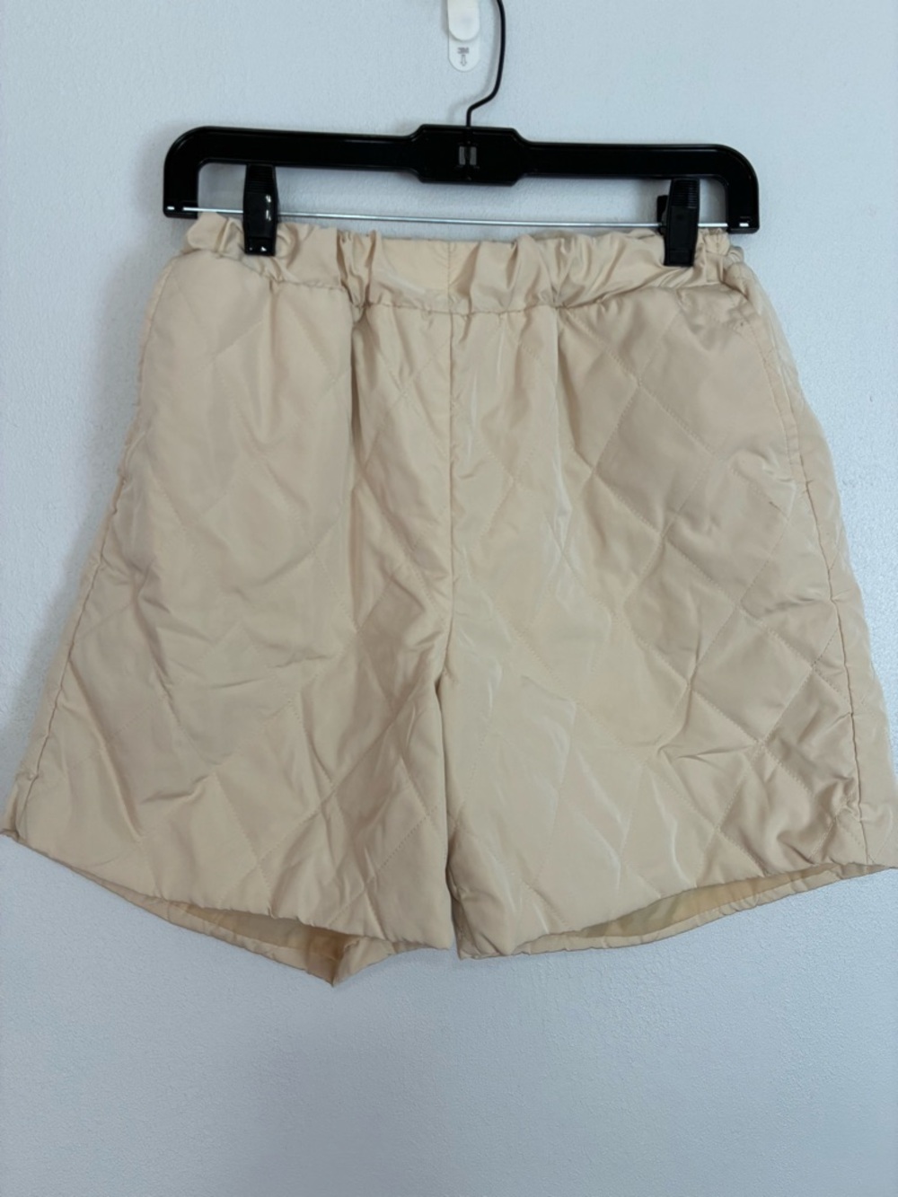 NA-KD Quilted Cream Shorts